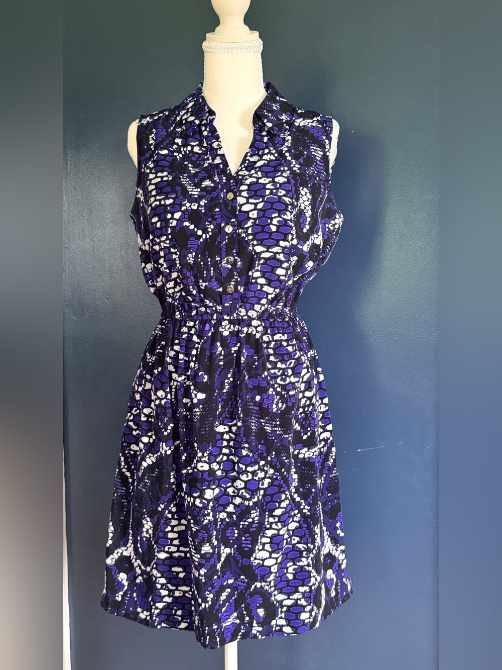 Alfani Purple, Black & White Sleeveless Button-Front Dress
